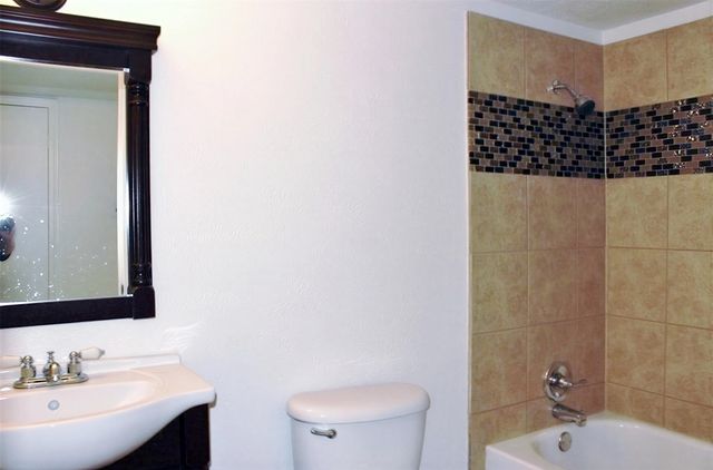 1533 Santa Fe Trail, Grand Prairie, TX 75052