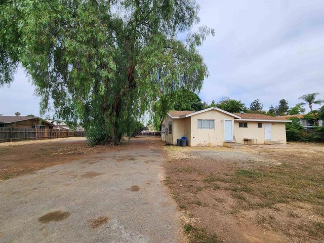 664 N Fig St, Escondido, CA 92025