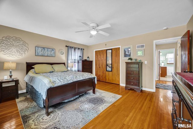 1711 SHORT Drive, Pekin, IL 61544