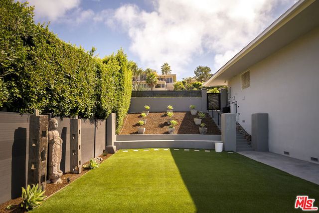 30043 Matisse Drive, Rancho Palos Verdes, CA 90275