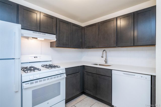 125 Lake Street 6-D North, White Plains, NY 10604