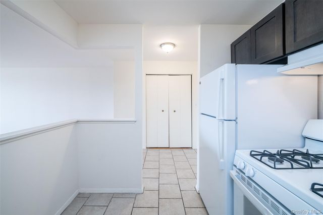 125 Lake Street 6-D North, White Plains, NY 10604