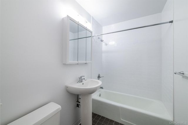 125 Lake Street 6-D North, White Plains, NY 10604