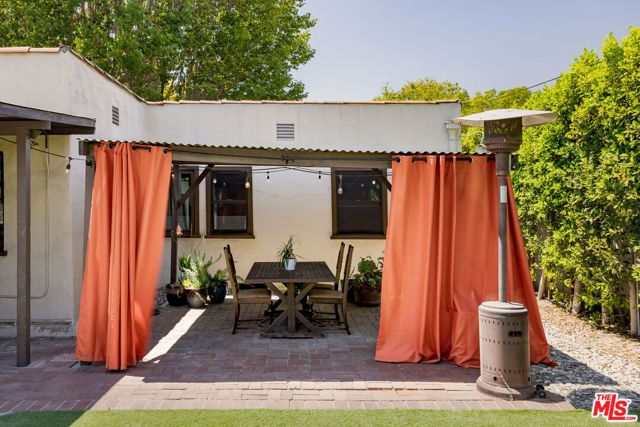 5120 Willowcrest Avenue, North Hollywood (los Angeles), CA 91601