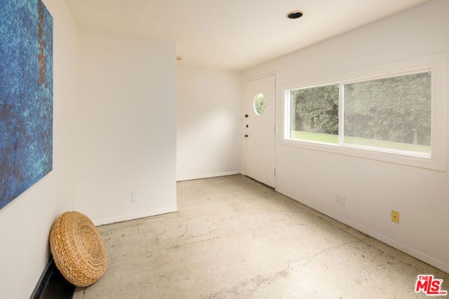 5120 Willowcrest Avenue, North Hollywood (los Angeles), CA 91601