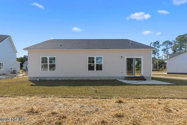 313 E Theriault Court, Jacksonville, NC 28540