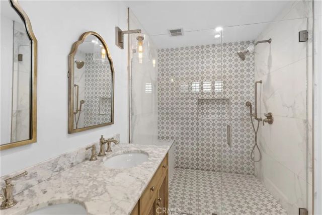 3017 Ceylon Road, Costa Mesa, CA 92626