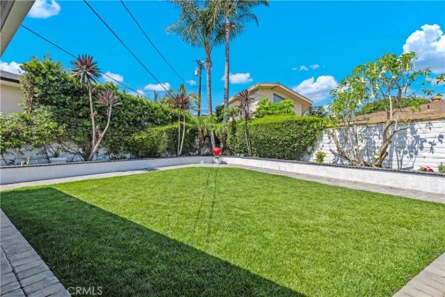 3017 Ceylon Road, Costa Mesa, CA 92626