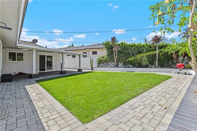 3017 Ceylon Road, Costa Mesa, CA 92626
