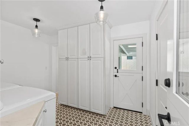 3017 Ceylon Road, Costa Mesa, CA 92626