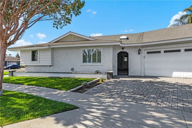 3017 Ceylon Road, Costa Mesa, CA 92626