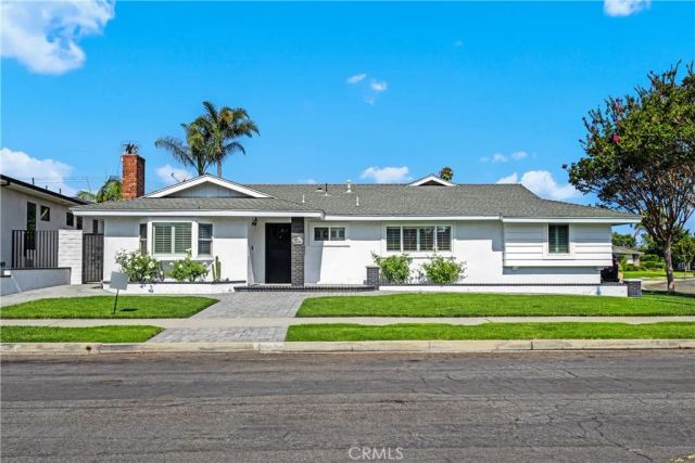 3017 Ceylon Road, Costa Mesa, CA 92626