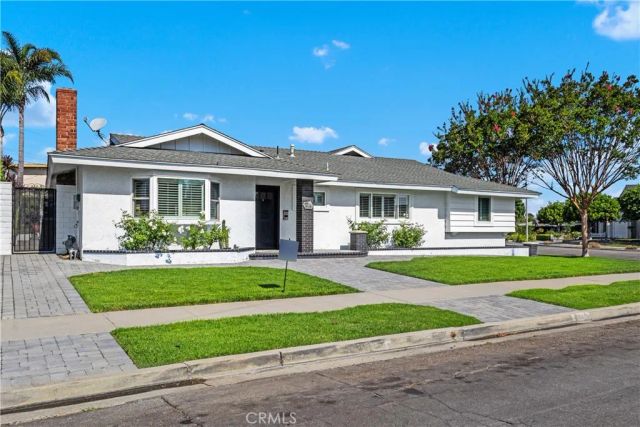 3017 Ceylon Road, Costa Mesa, CA 92626