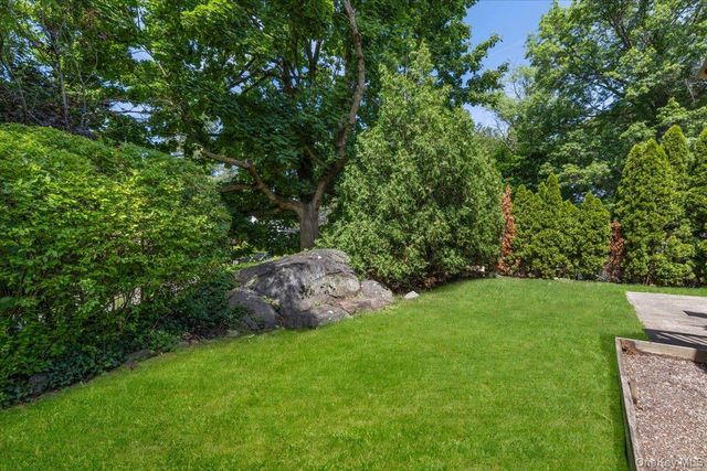 1 Bronxville Lane, Bronxville, NY 10708