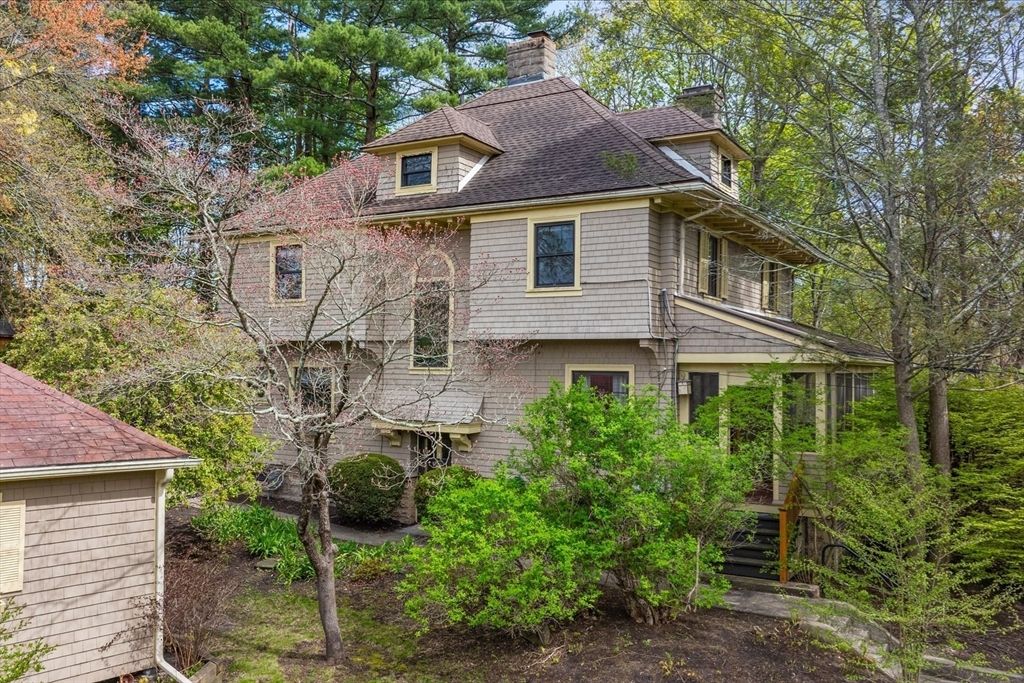 186 Elm Street, North Attleboro, MA 02760