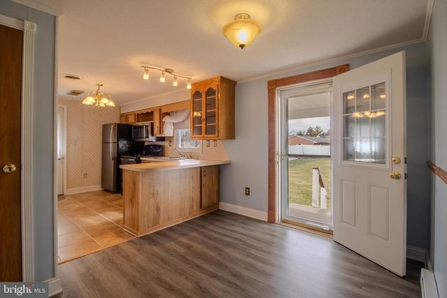 1305 W VIRGINIA AVE, Martinsburg, WV 25401