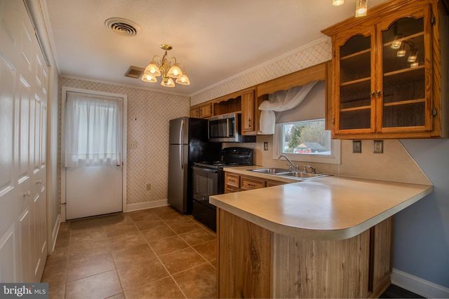 1305 W VIRGINIA AVE, Martinsburg, WV 25401