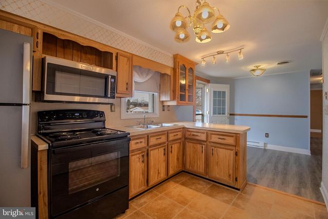 1305 W VIRGINIA AVE, Martinsburg, WV 25401