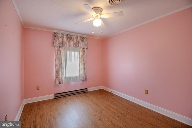 1305 W VIRGINIA AVE, Martinsburg, WV 25401