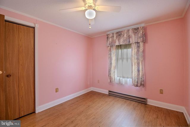 1305 W VIRGINIA AVE, Martinsburg, WV 25401