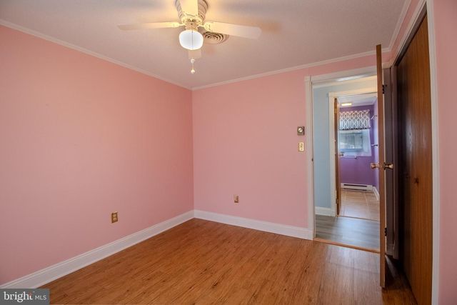 1305 W VIRGINIA AVE, Martinsburg, WV 25401