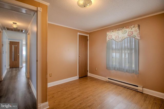 1305 W VIRGINIA AVE, Martinsburg, WV 25401