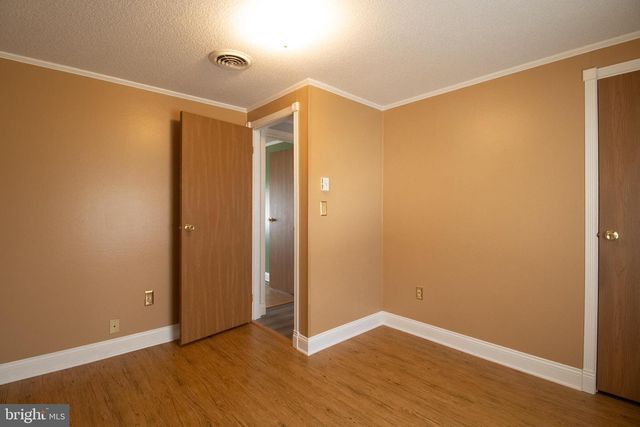 1305 W VIRGINIA AVE, Martinsburg, WV 25401