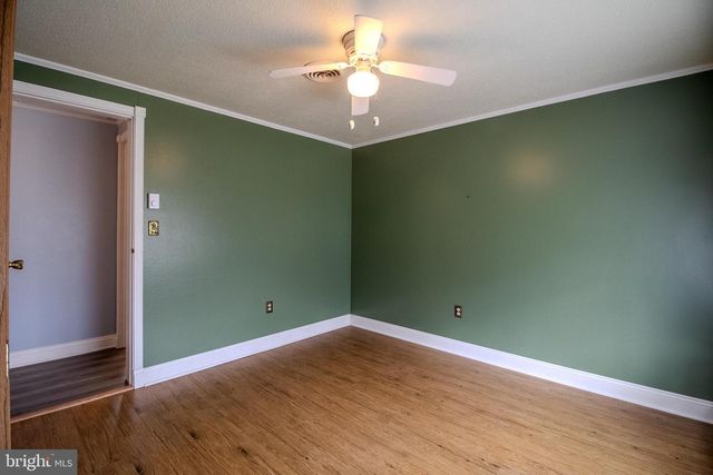 1305 W VIRGINIA AVE, Martinsburg, WV 25401