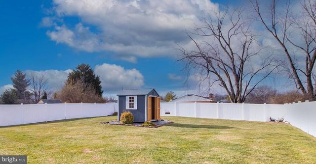 1305 W VIRGINIA AVE, Martinsburg, WV 25401