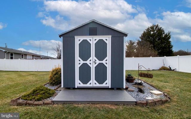 1305 W VIRGINIA AVE, Martinsburg, WV 25401