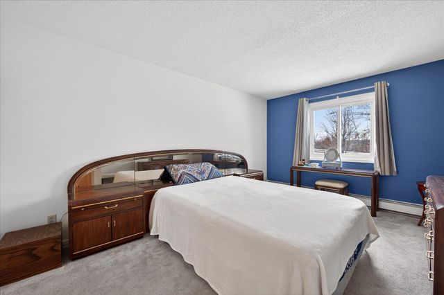 2680 Oxford Street N 125, Roseville, MN 55113