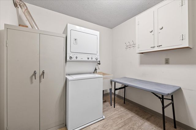 2680 Oxford Street N 125, Roseville, MN 55113