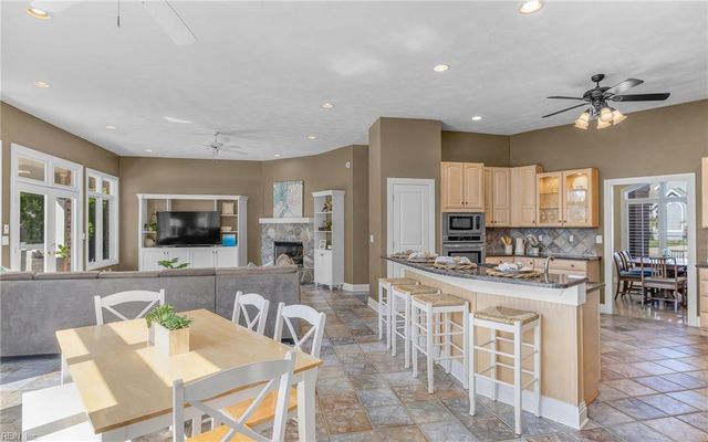 501 Croatan Hills DR, Virginia Beach, VA 23451