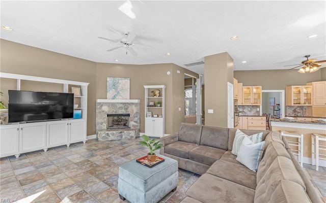 501 Croatan Hills DR, Virginia Beach, VA 23451