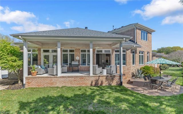 501 Croatan Hills DR, Virginia Beach, VA 23451