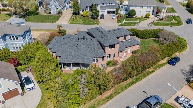 501 Croatan Hills DR, Virginia Beach, VA 23451