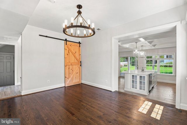 6621 LOCH HILL RD, Baltimore, MD 21239