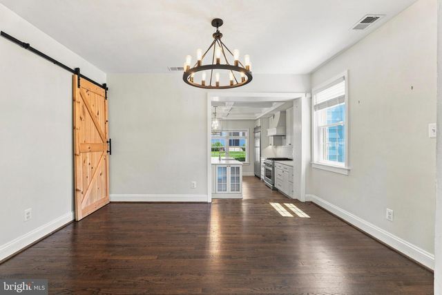 6621 LOCH HILL RD, Baltimore, MD 21239