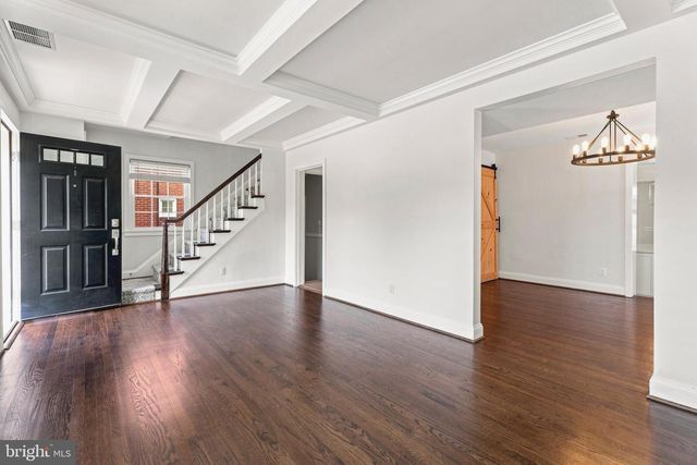 6621 LOCH HILL RD, Baltimore, MD 21239