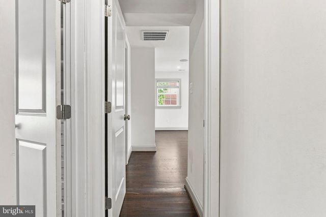 6621 LOCH HILL RD, Baltimore, MD 21239
