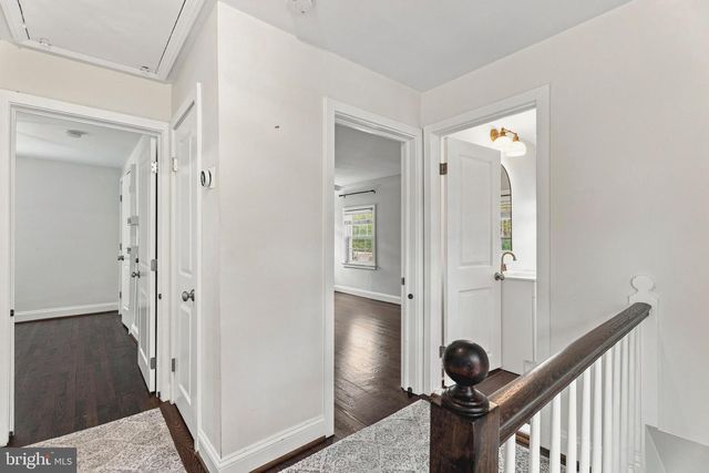 6621 LOCH HILL RD, Baltimore, MD 21239