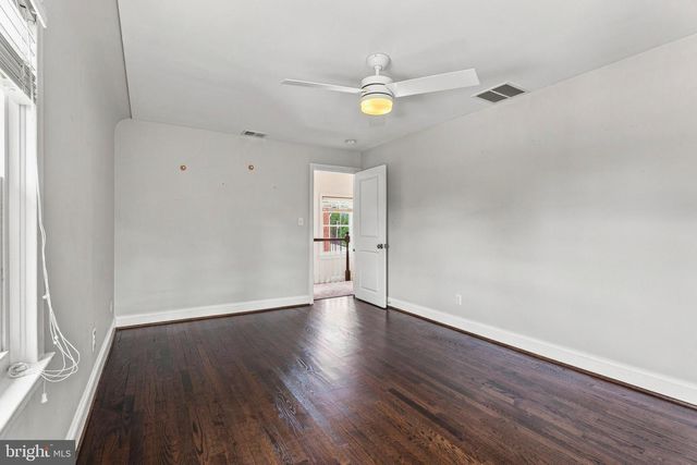 6621 LOCH HILL RD, Baltimore, MD 21239