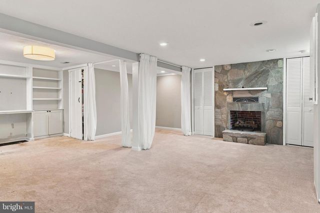 6621 LOCH HILL RD, Baltimore, MD 21239