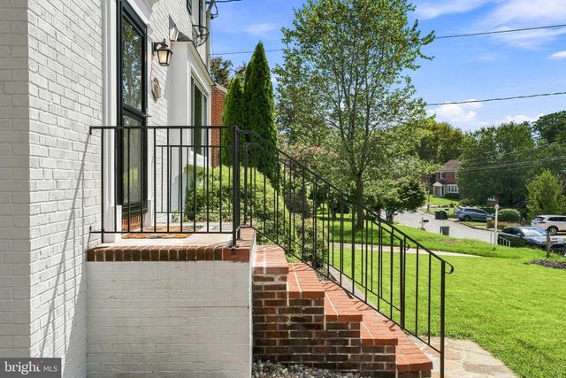 6621 LOCH HILL RD, Baltimore, MD 21239