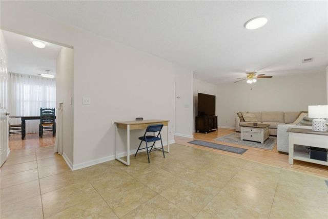 3859 Sunview Drive NW, Acworth, GA 30101