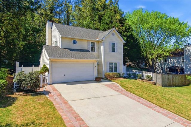 3859 Sunview Drive NW, Acworth, GA 30101