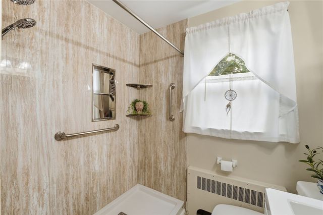 19 Beatrice Avenue, Warwick, RI 02889