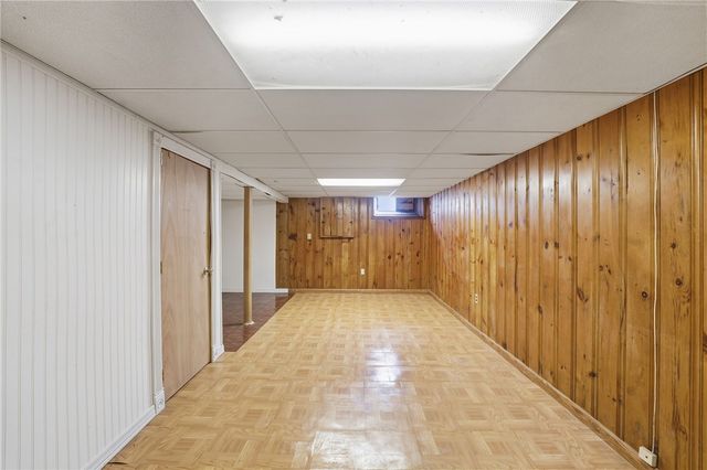 19 Beatrice Avenue, Warwick, RI 02889