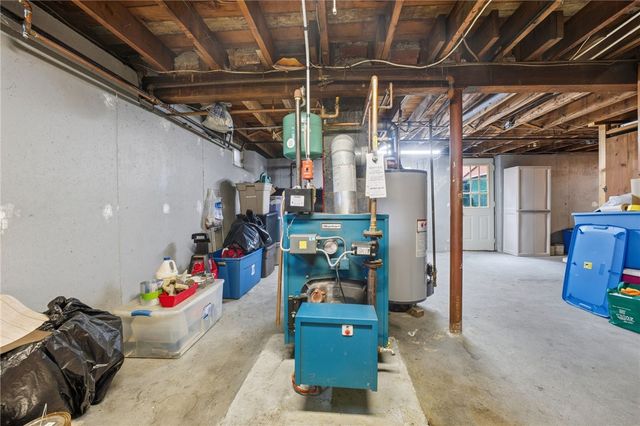 19 Beatrice Avenue, Warwick, RI 02889