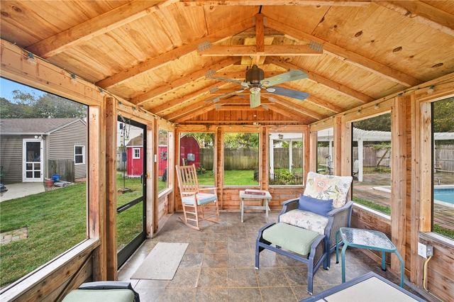 19 Beatrice Avenue, Warwick, RI 02889